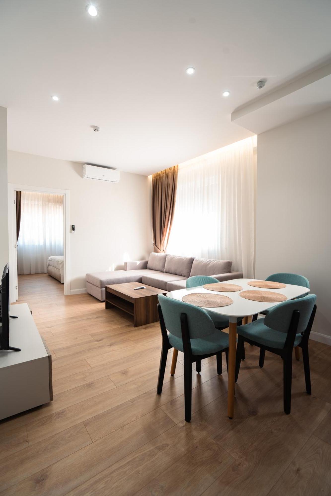 Aparthotel Elite *